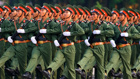 Vietnam intercambia experiencias de Defensa y Seguridad con Bélgica